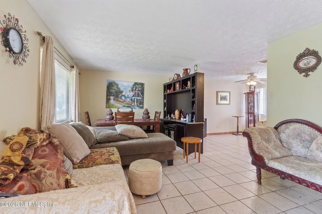4250 Huntington Forest Jacksonville FL 32257