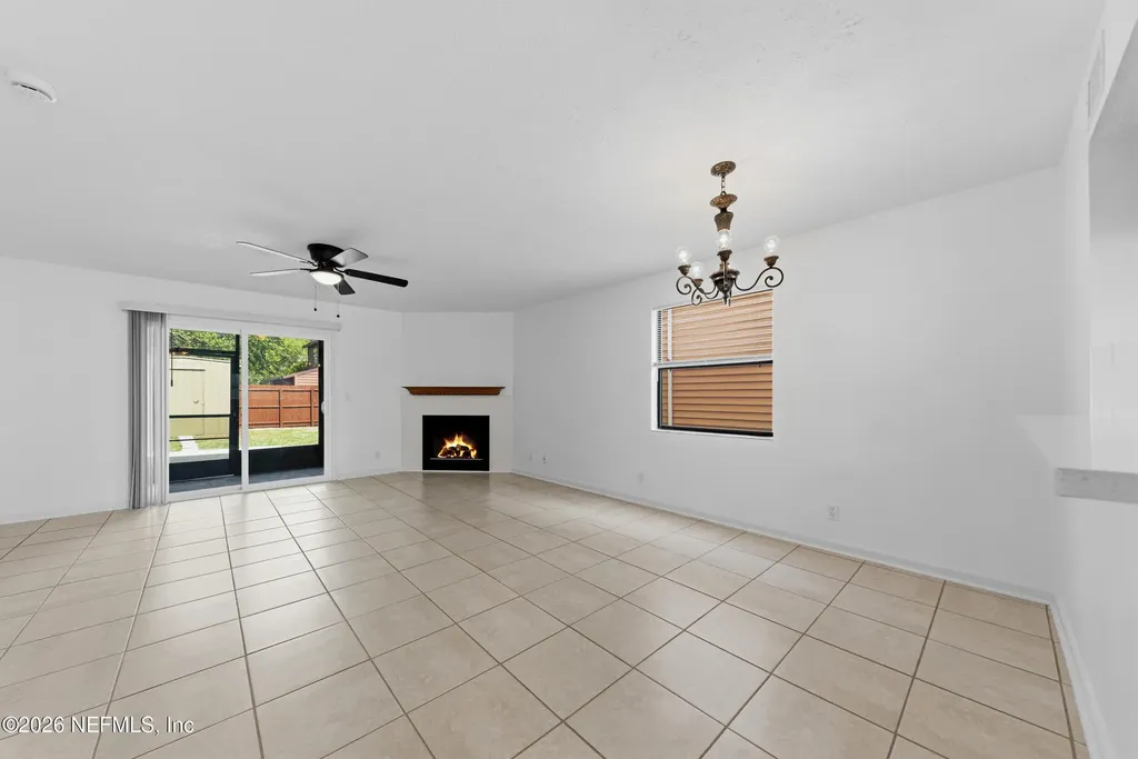 1927 Main Street Atlantic Beach FL 32233