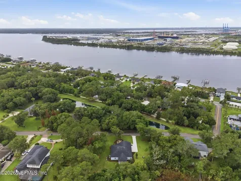 5625 Grand Cayman Road Jacksonville FL 32226