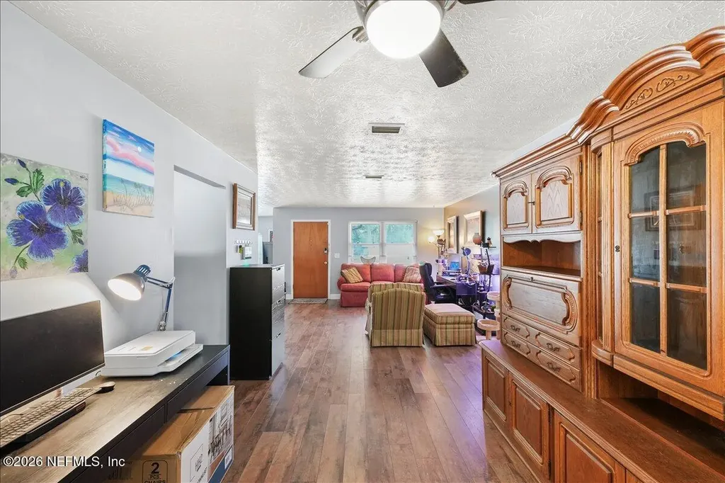 7959 Praver Drive E Jacksonville FL 32217
