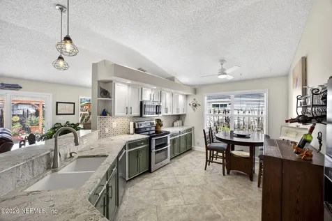 293 Maplewood Drive St. Johns FL 32259