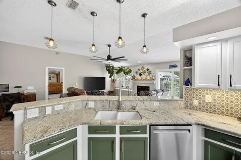 293 Maplewood Drive St. Johns FL 32259