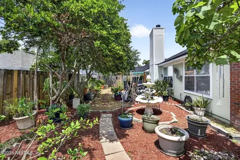 293 Maplewood Drive St. Johns FL 32259