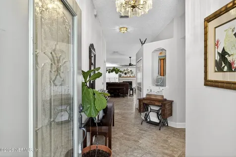 293 Maplewood Drive St. Johns FL 32259