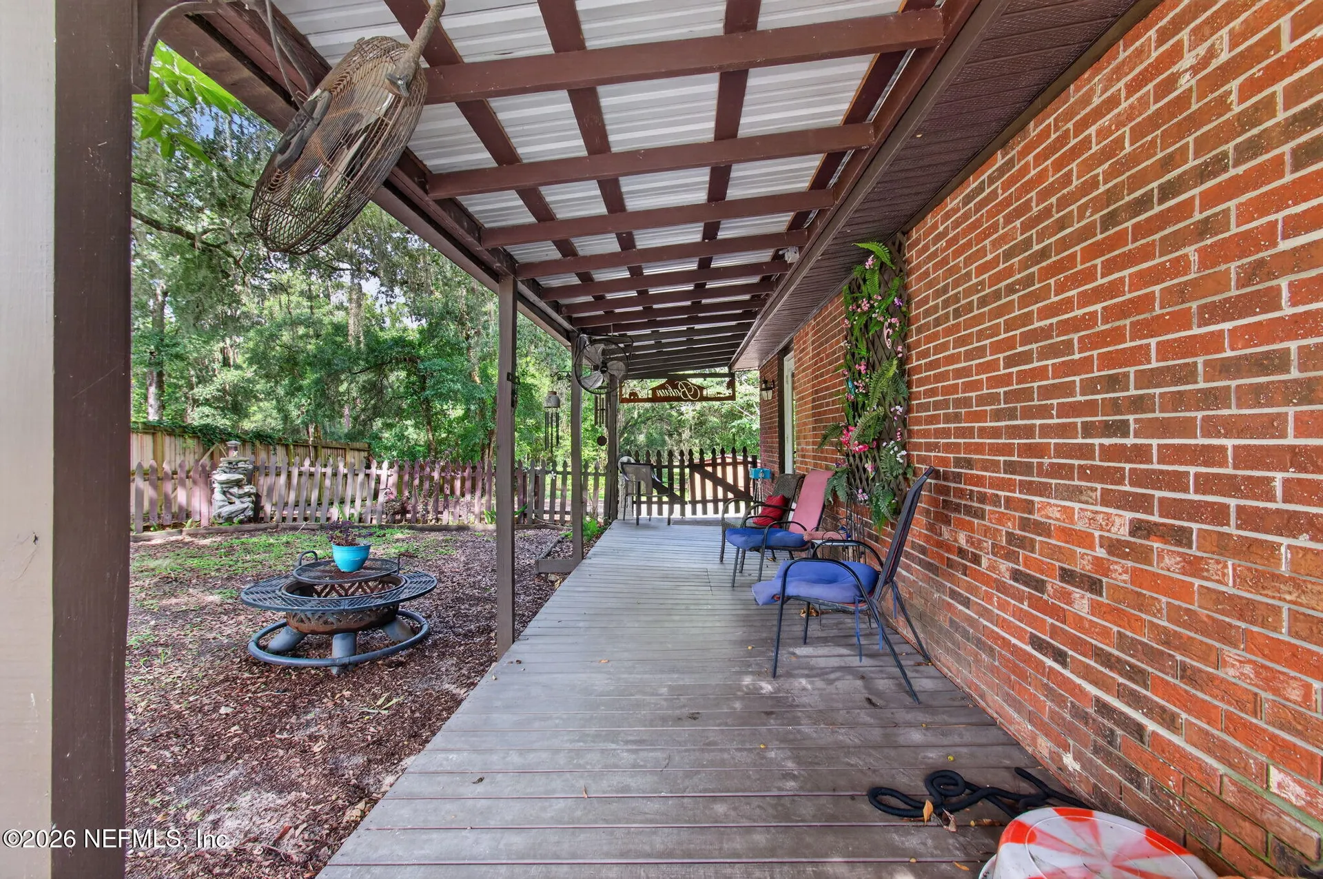 505 N State Road 21 Hawthorne FL 32640