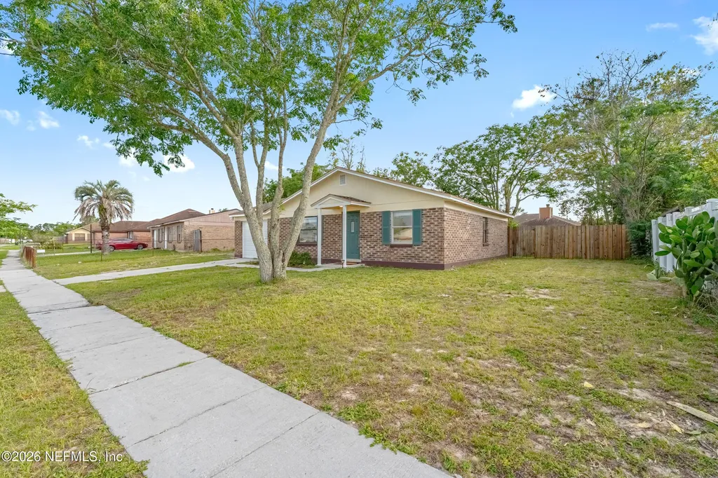 2224 Mindanao Drive Jacksonville FL 32246