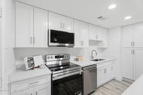 2224 Mindanao Drive Jacksonville FL 32246