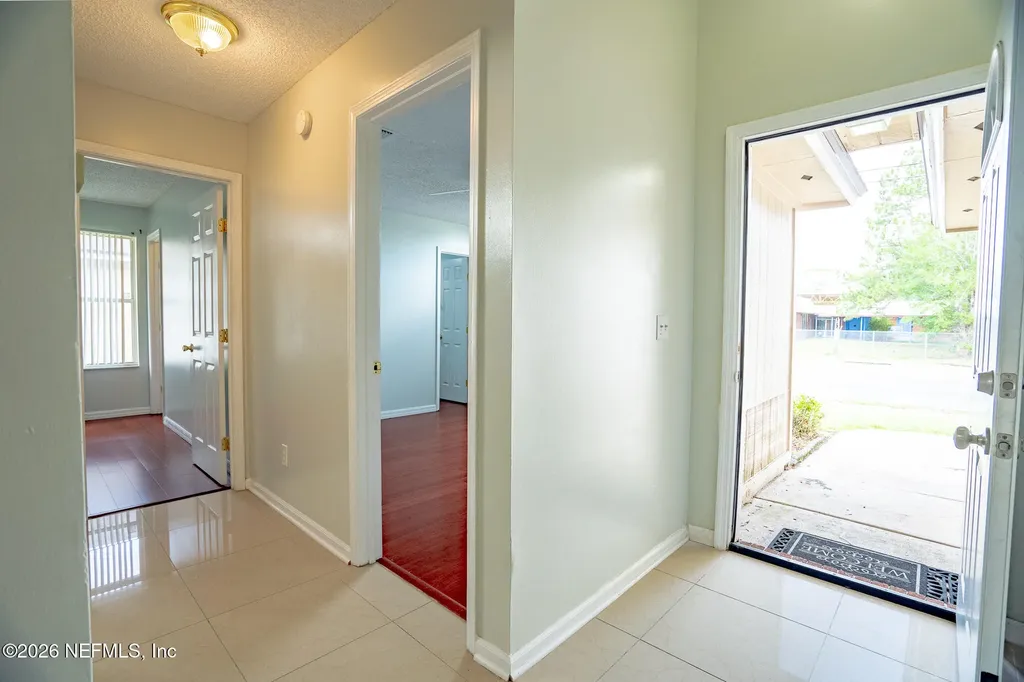 2441 University Boulevard S Jacksonville FL 32216