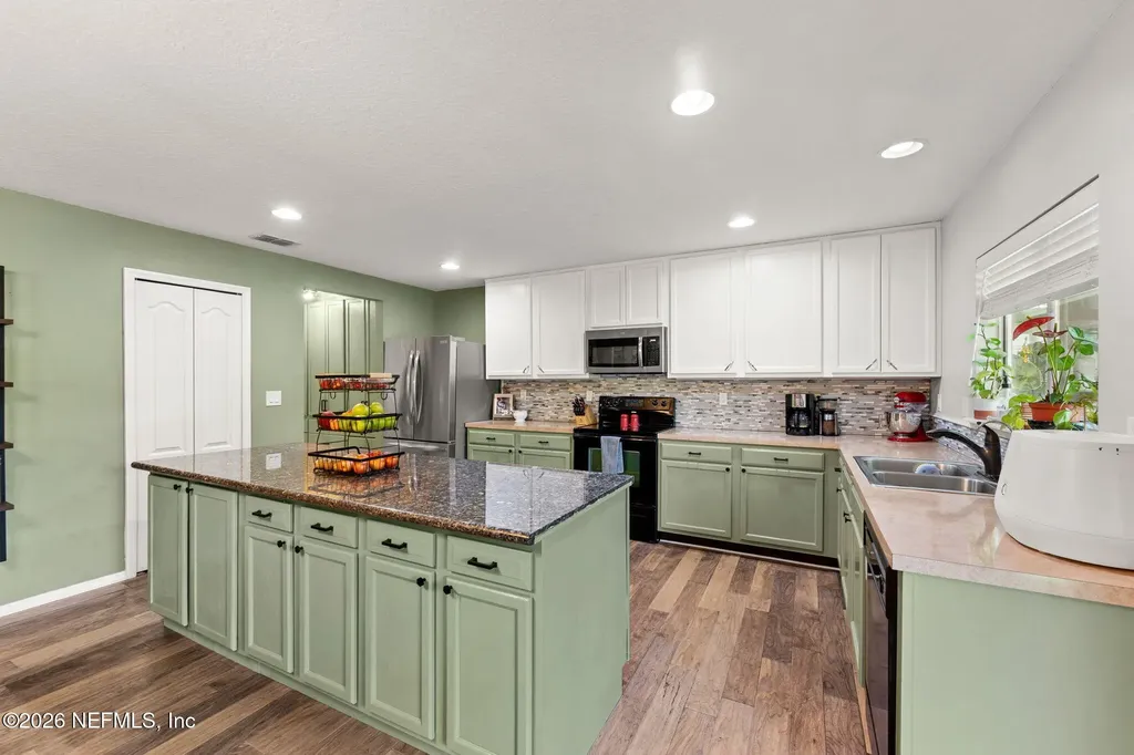 11768 Silver Hill Drive Jacksonville FL 32218