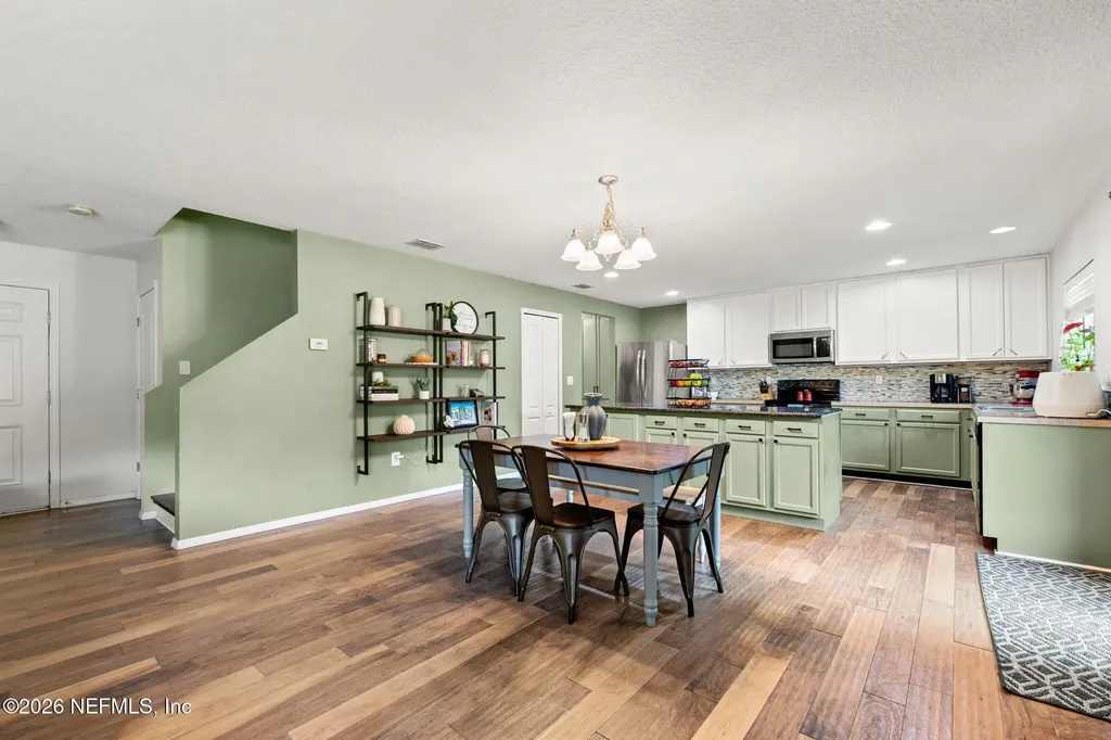 11768 Silver Hill Drive Jacksonville FL 32218