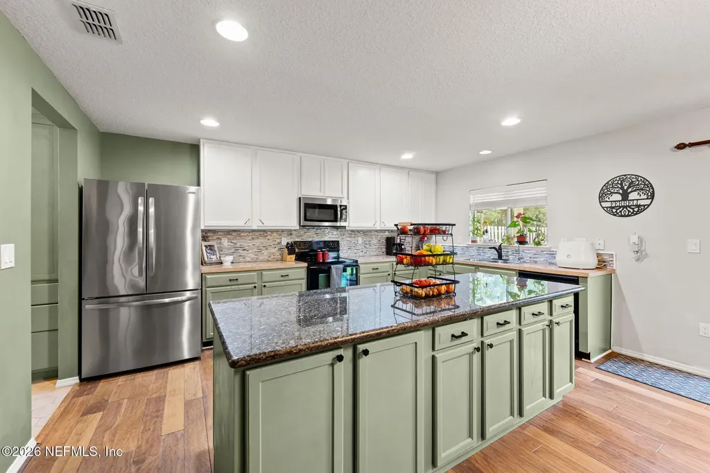 11768 Silver Hill Drive Jacksonville FL 32218