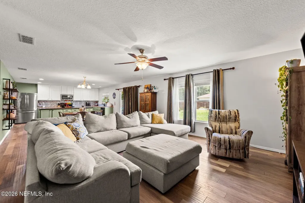 11768 Silver Hill Drive Jacksonville FL 32218
