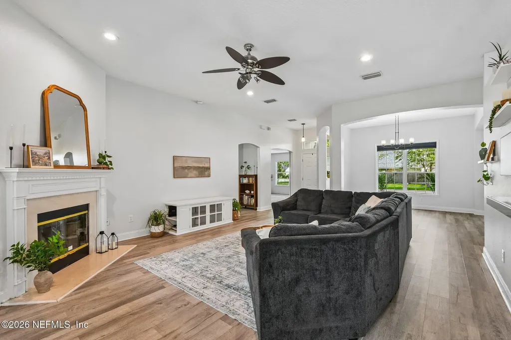 4690 Leah Creek Drive Jacksonville FL 32257