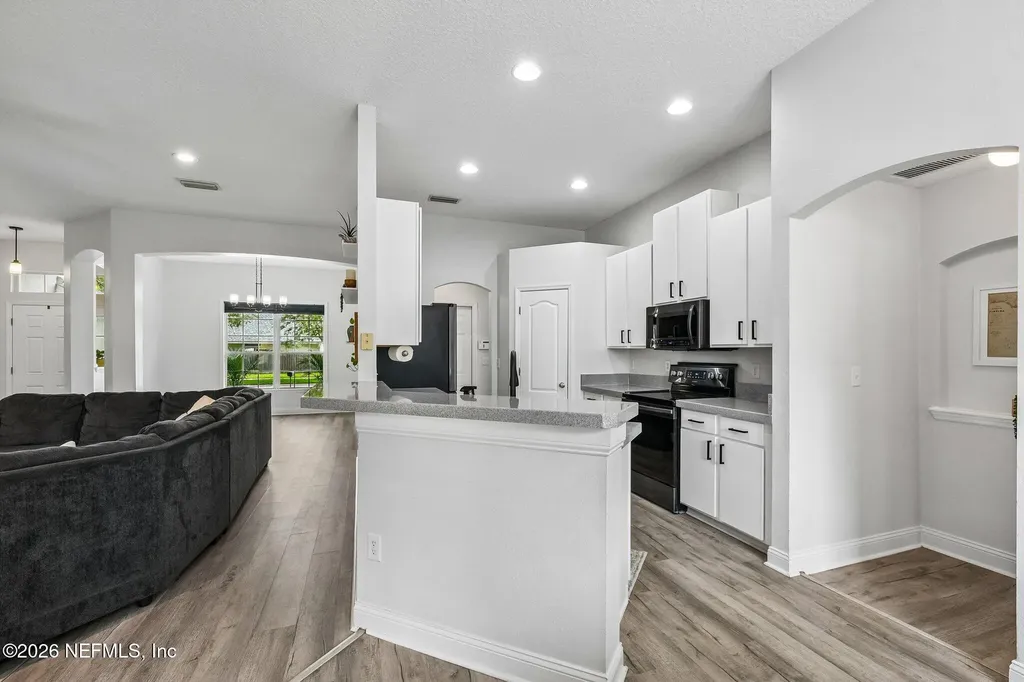 4690 Leah Creek Drive Jacksonville FL 32257