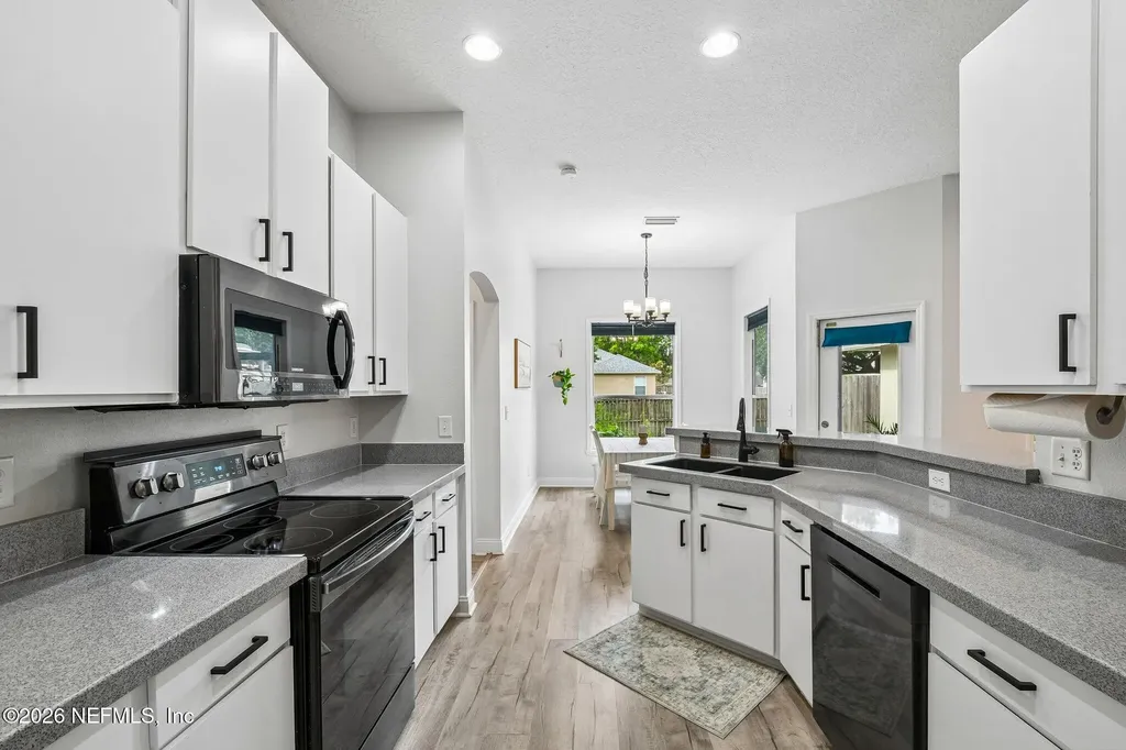 4690 Leah Creek Drive Jacksonville FL 32257