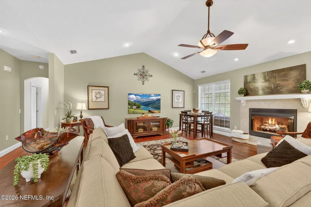 6067 War Admiral Road Jacksonville FL 32234