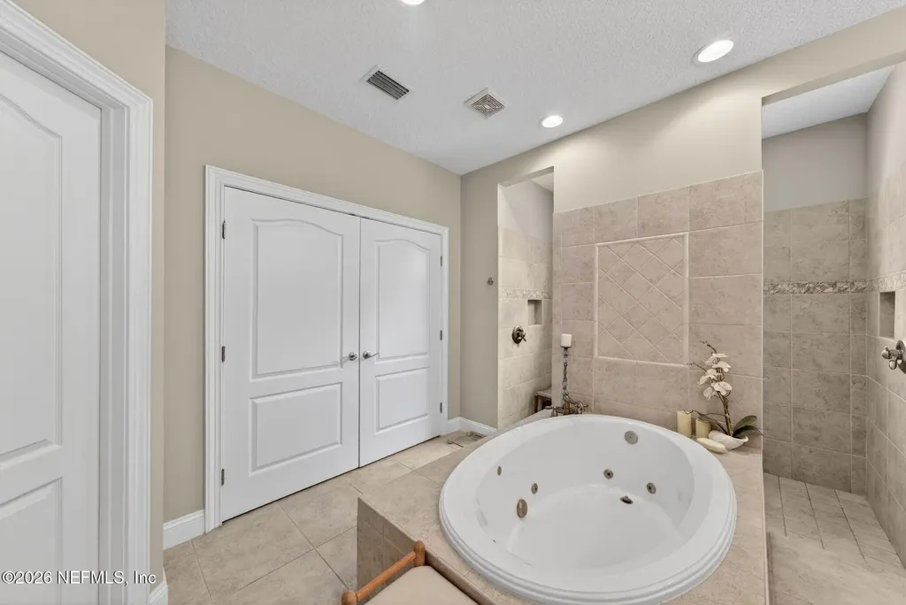 6067 War Admiral Road Jacksonville FL 32234