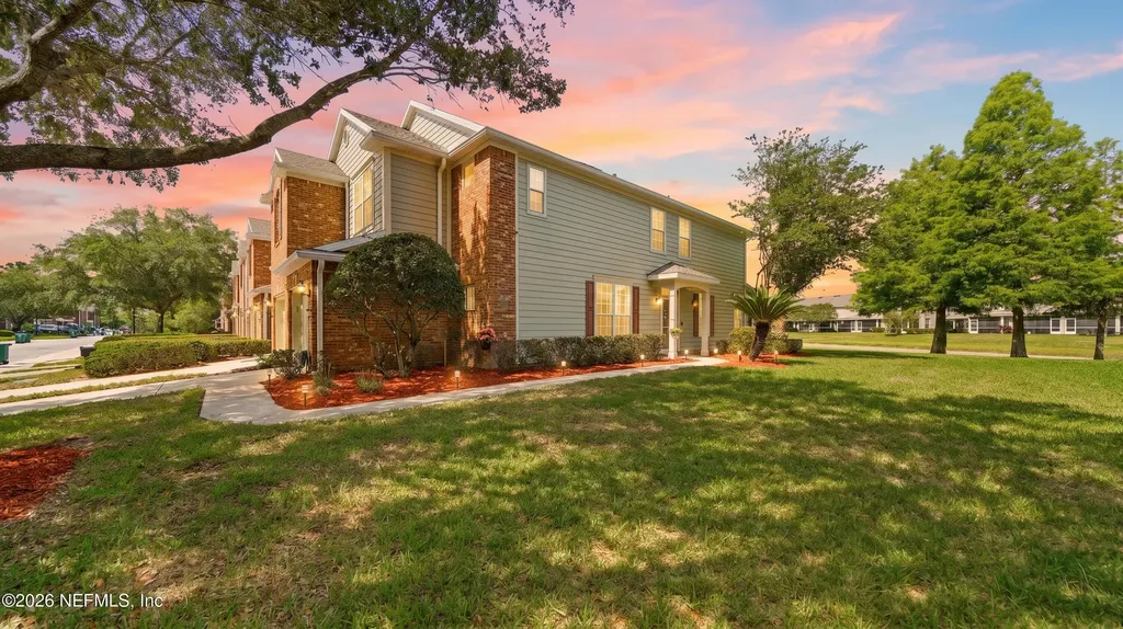 6990 Roundleaf Drive Jacksonville FL 32258