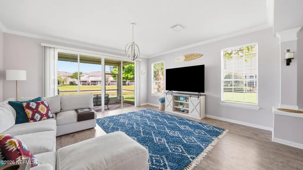 6990 Roundleaf Drive Jacksonville FL 32258