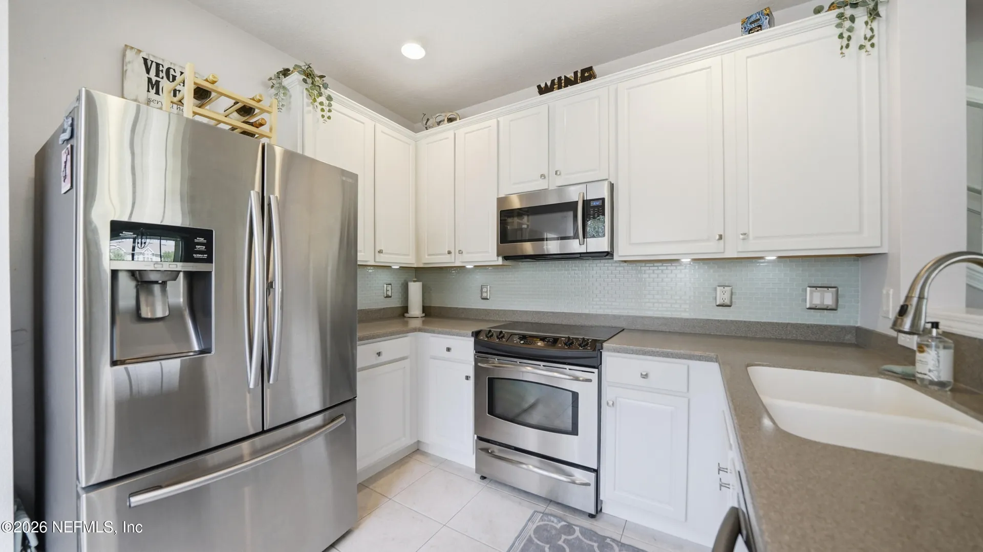 6990 Roundleaf Drive Jacksonville FL 32258