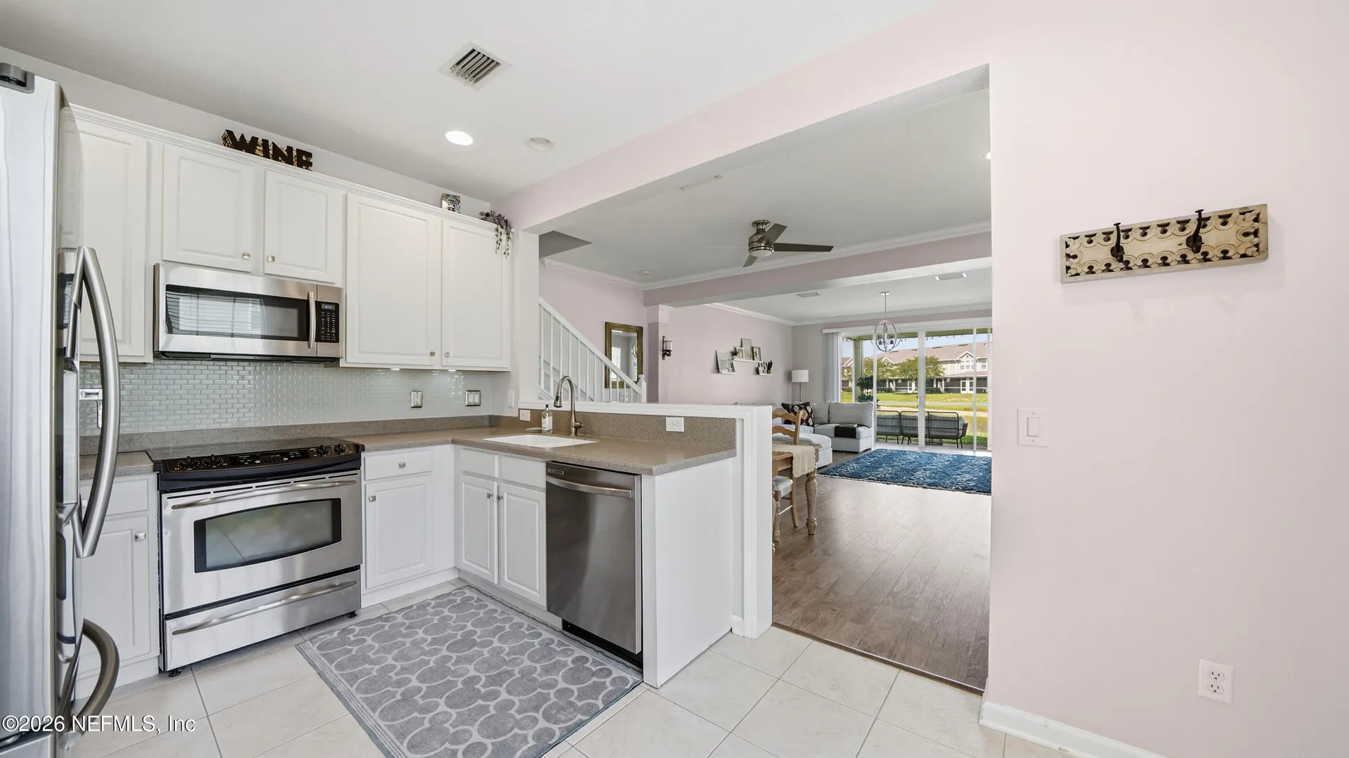 6990 Roundleaf Drive Jacksonville FL 32258