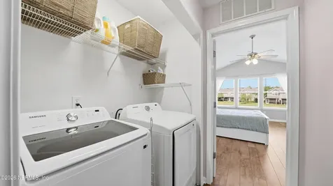 6990 Roundleaf Drive Jacksonville FL 32258