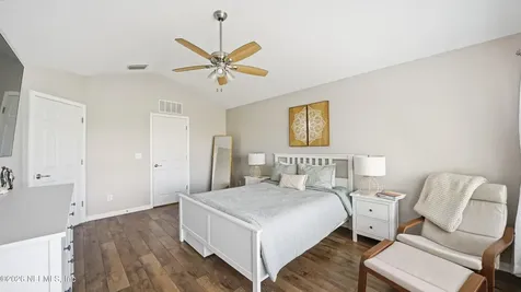 6990 Roundleaf Drive Jacksonville FL 32258