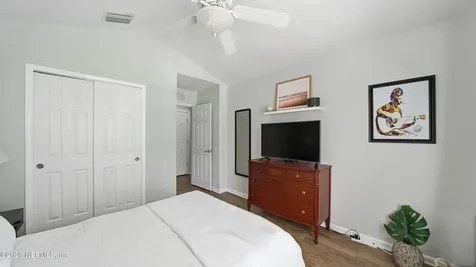 6990 Roundleaf Drive Jacksonville FL 32258