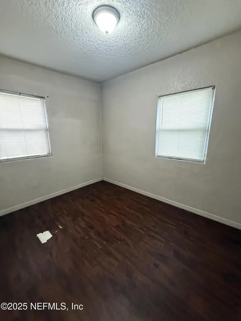 9068 11th Avenue Jacksonville FL 32208