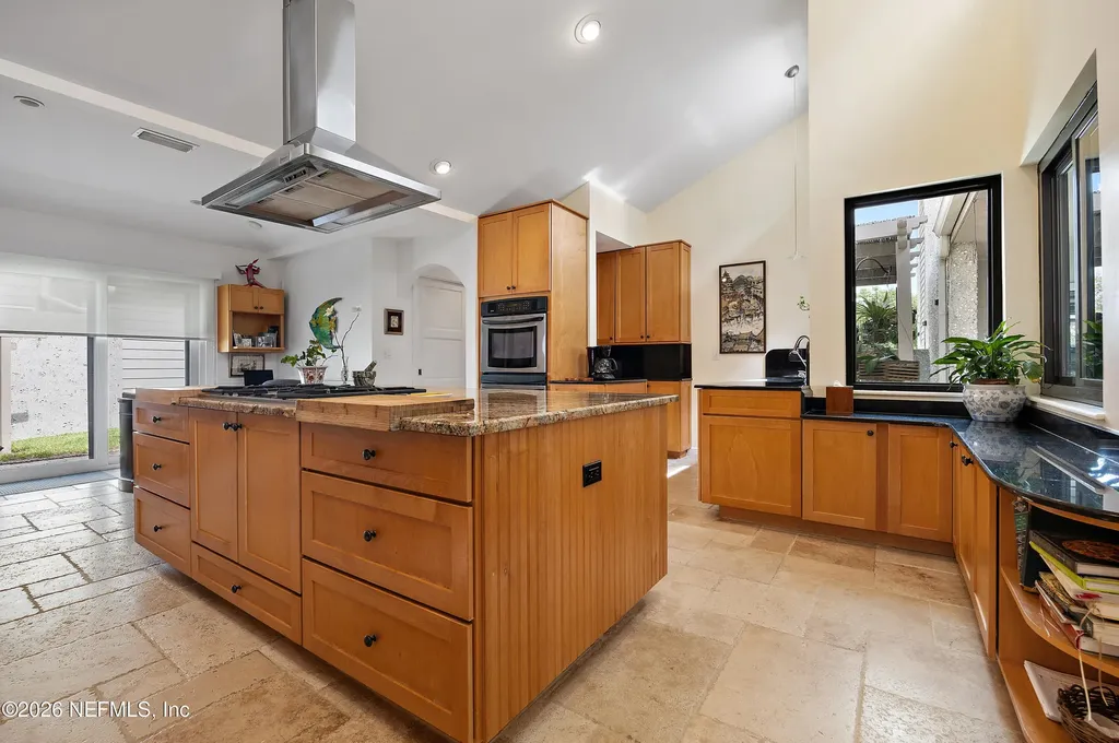 31 Lake Julia Drive S Ponte Vedra Beach FL 32082