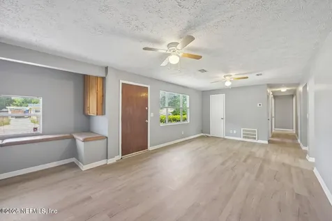 8032 Lourdes Drive S Jacksonville FL 32210