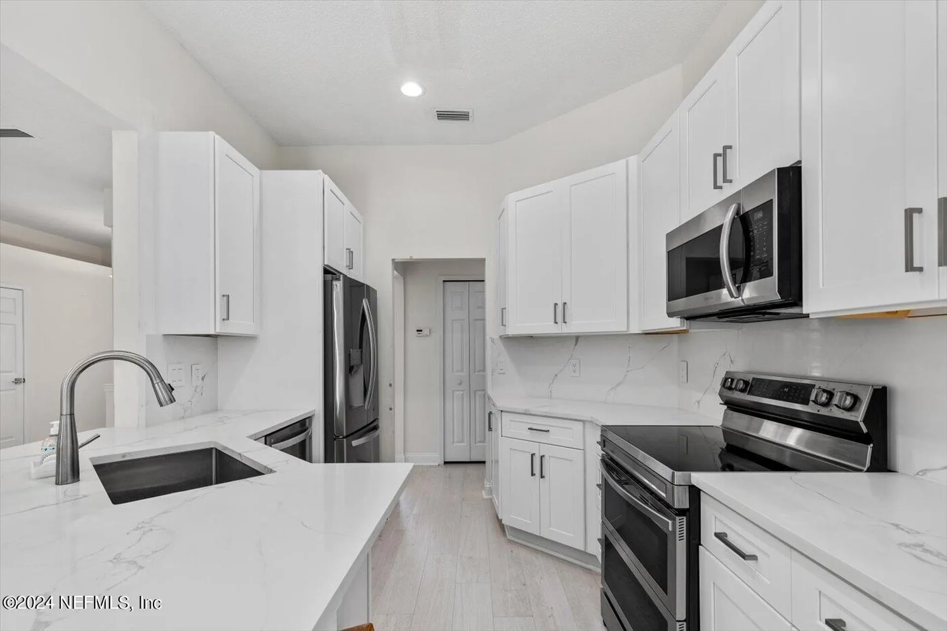 1722 Branch Vine Drive W Jacksonville FL 32246