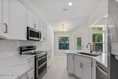 1722 Branch Vine Drive W Jacksonville FL 32246