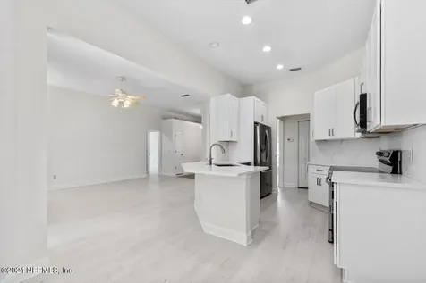 1722 Branch Vine Drive W Jacksonville FL 32246