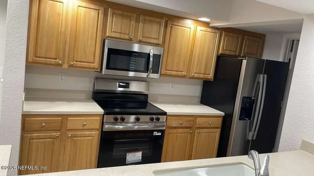 10075 Gate Parkway N Jacksonville FL 32246