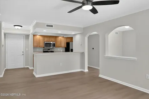 10075 Gate Parkway N Jacksonville FL 32246