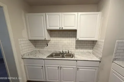 3448 Inwood Circle E Jacksonville FL 32207