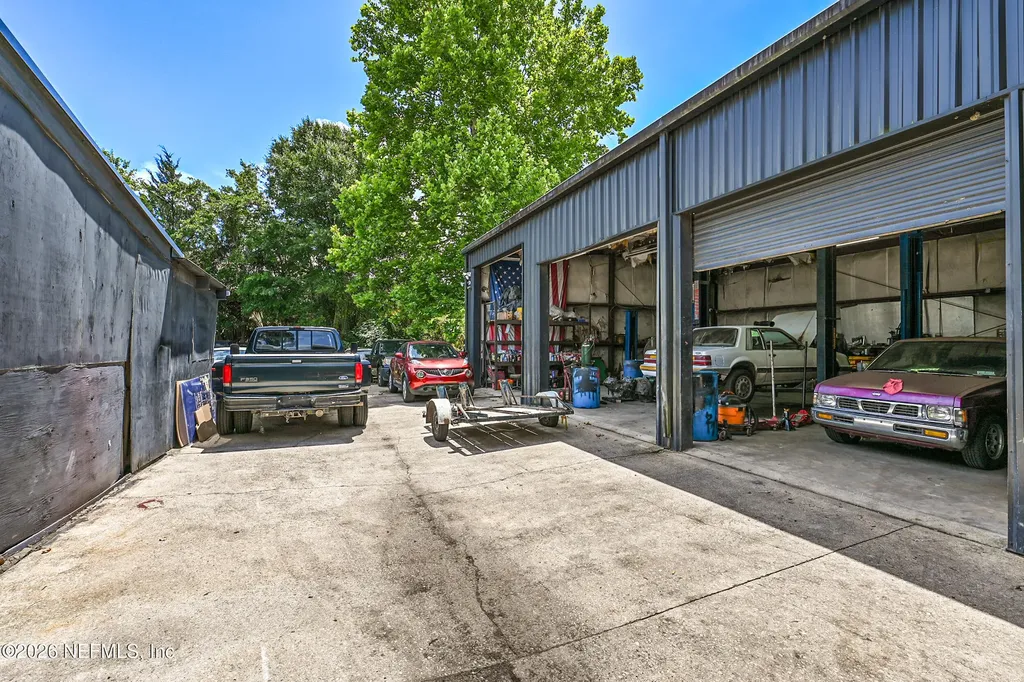 1335 Lane Avenue S Jacksonville FL 32210