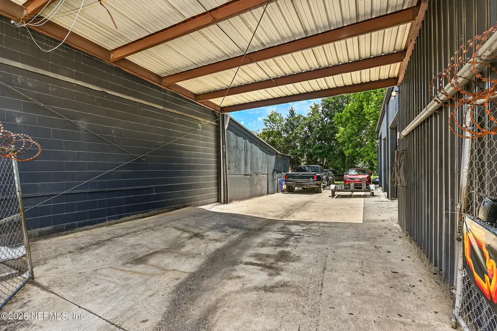 1335 Lane Avenue S Jacksonville FL 32210