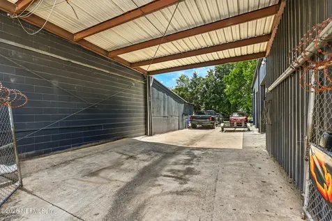 1335 Lane Avenue S Jacksonville FL 32210