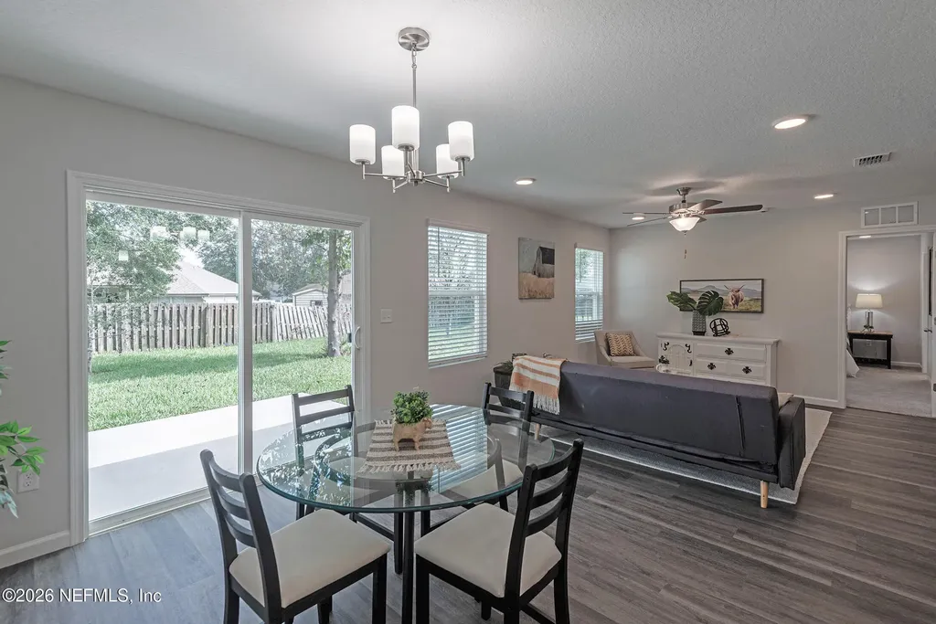 246 Holly Court Jacksonville FL 32218