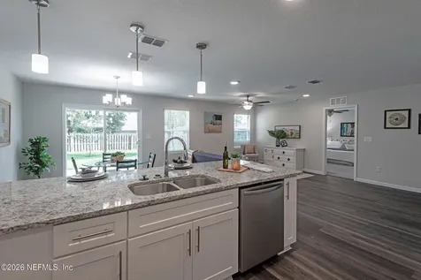 246 Holly Court Jacksonville FL 32218