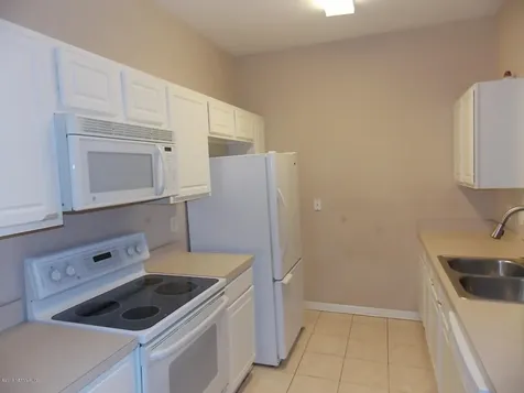 10550 Baymeadows Road Jacksonville FL 32256