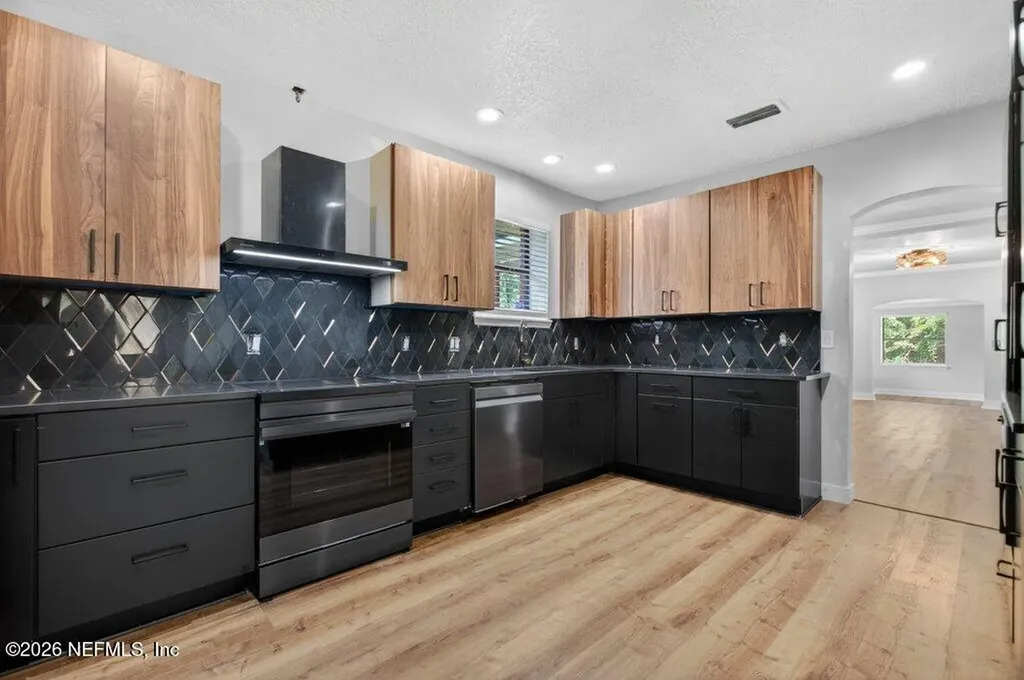 2523 Belfort Road Jacksonville FL 32216