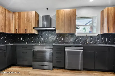 2523 Belfort Road Jacksonville FL 32216