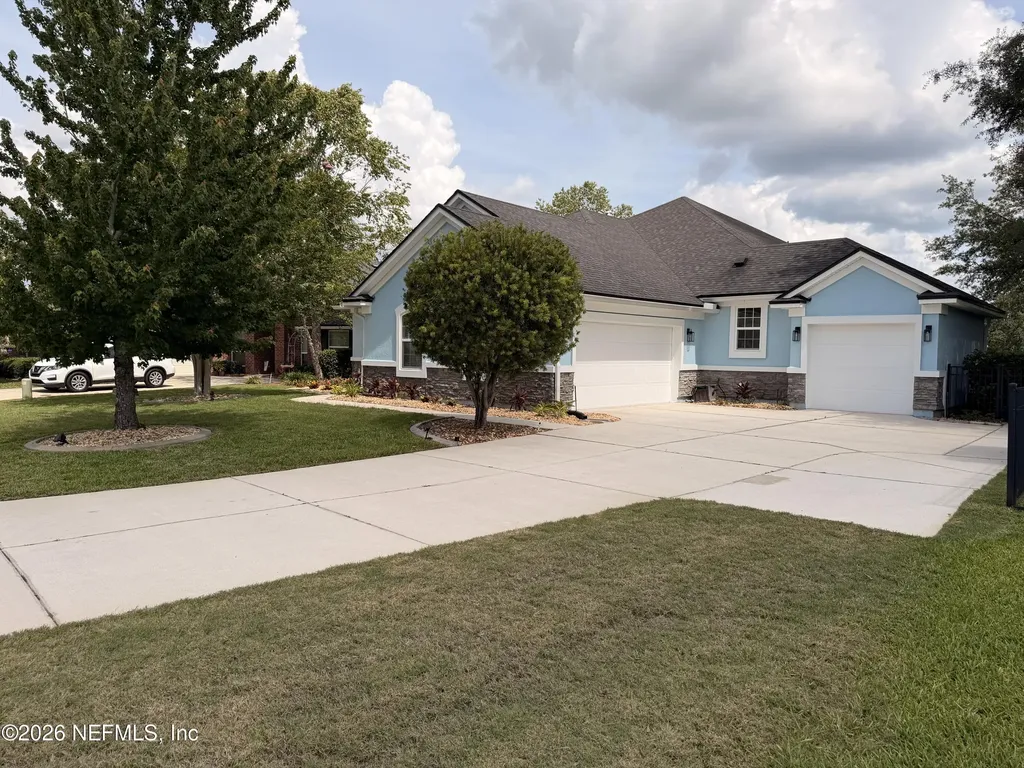 2008 Wedge Court Green Cove Springs FL 32043