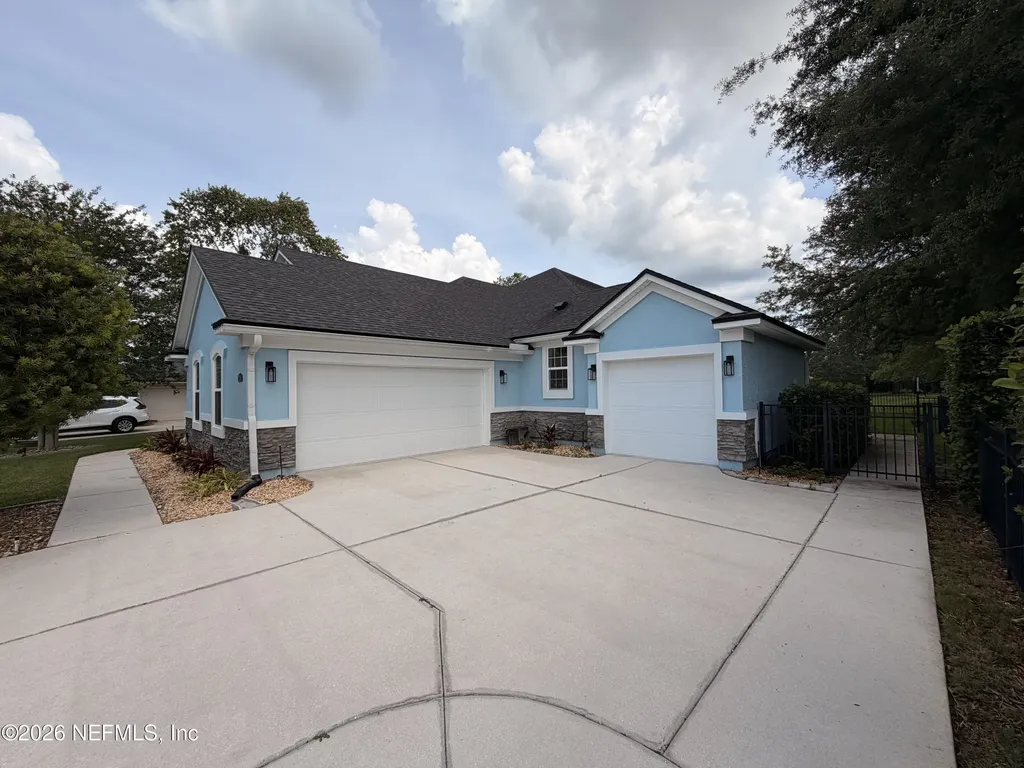 2008 Wedge Court Green Cove Springs FL 32043