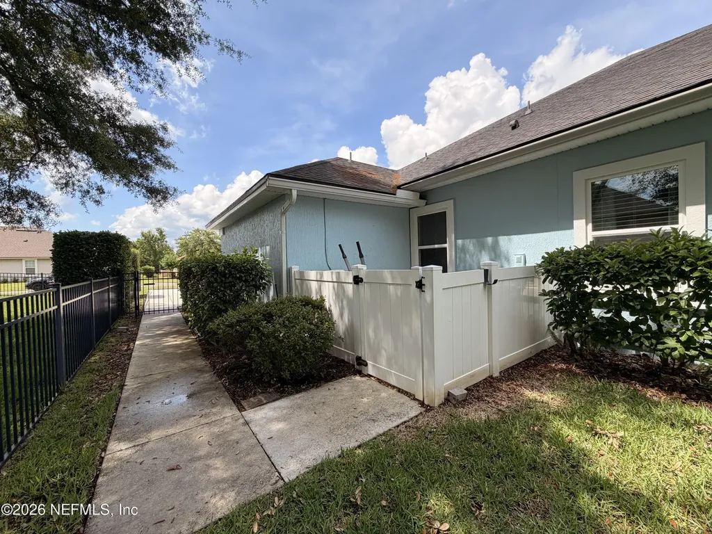 2008 Wedge Court Green Cove Springs FL 32043