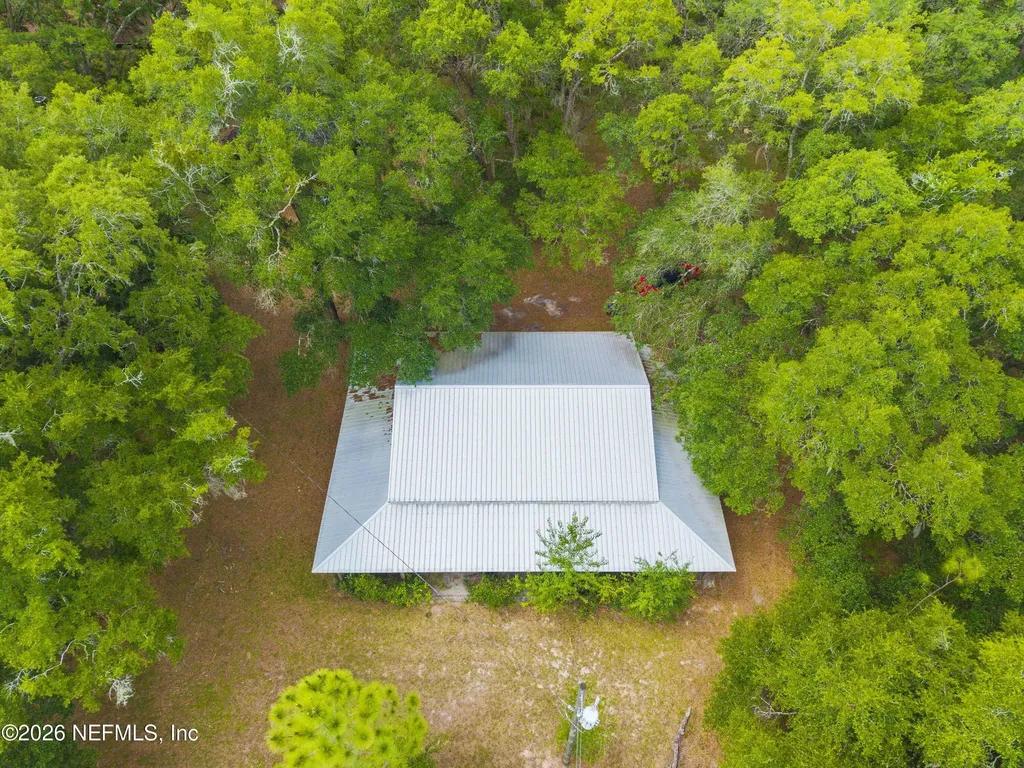 720 Lake Susan Road Hawthorne FL 32640