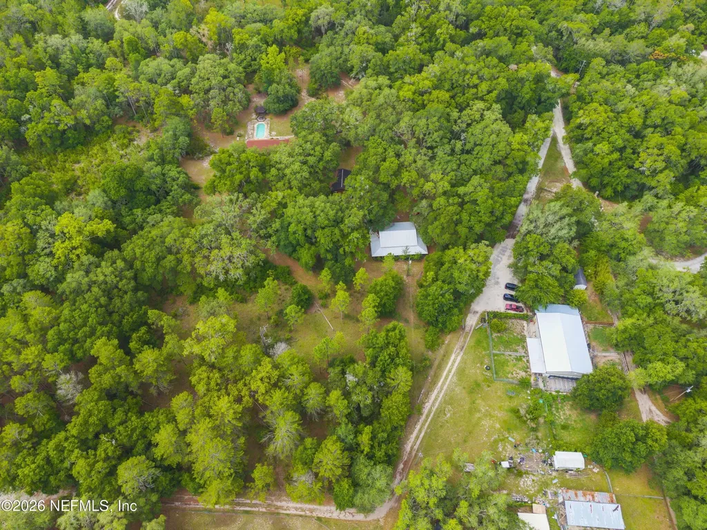 720 Lake Susan Road Hawthorne FL 32640